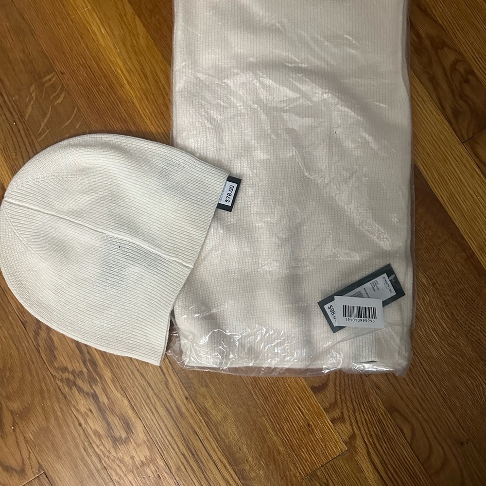 NWT scarf in packaging. Kenneth Cole cream wool and cashmere hat and scarf.